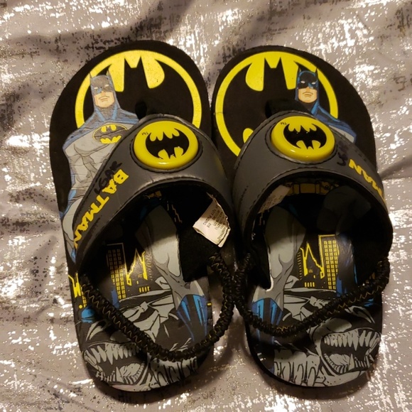 batman light up flip flops